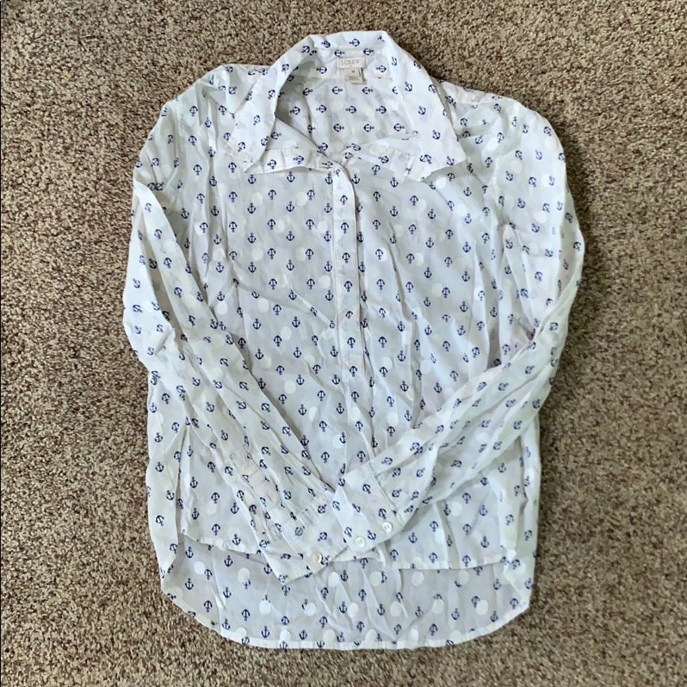 Anchor patterned button up